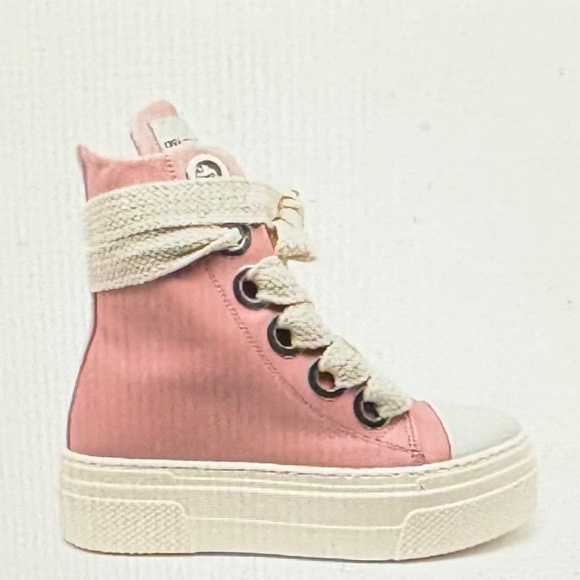 Converse style sneakers/boots - Picture 4 of 4